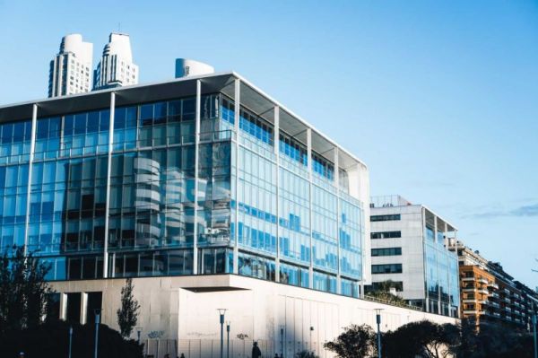 建筑設(shè)備監(jiān)控系統(tǒng)，節(jié)能減排方案，能效提升，環(huán)境保護(hù)