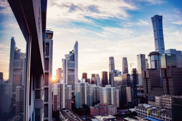 樓宇智能化，傳統(tǒng)建筑，優(yōu)勢，生活品質(zhì)，節(jié)能環(huán)保，安全性